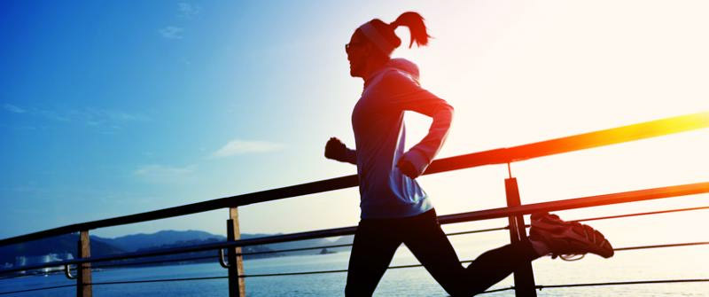 La course à pieds reste un exercice cardio très utile pour maigrir du visage et perdre des joues